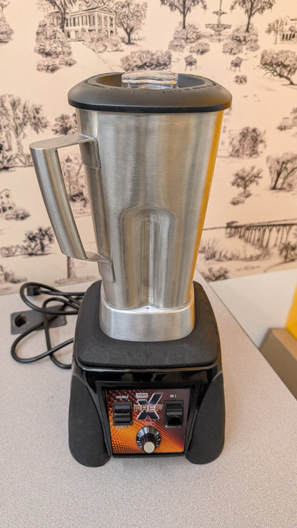 Waring Commercial MX1200XTS 3.5 HP Blender with Variable Speed Dial Speed Controls and a 64 oz. Stainless Steel Container, 120V, 5-15 Phase Plug