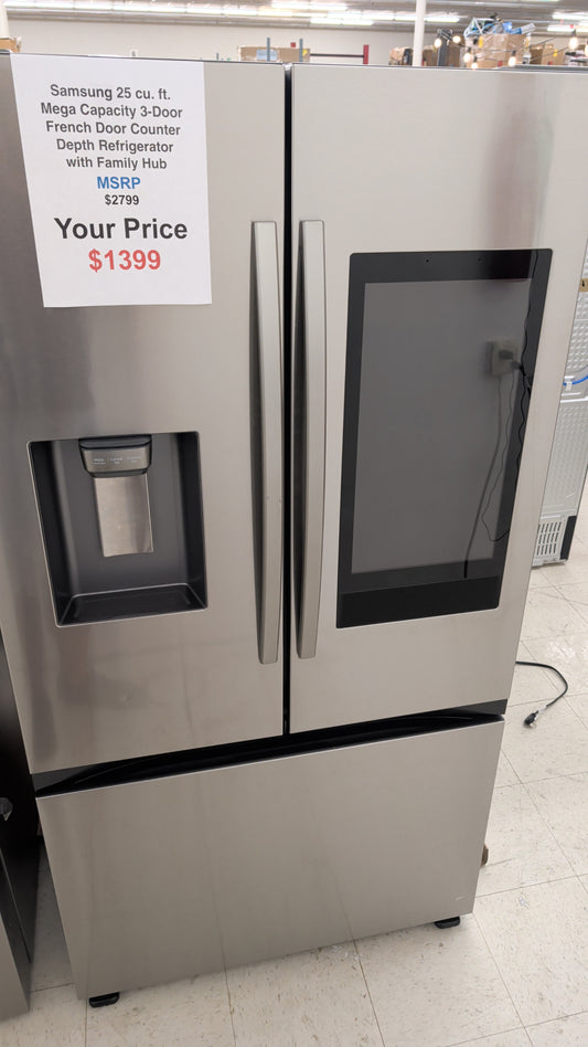 Samsung with family hub refrigerator 25 cubic foot